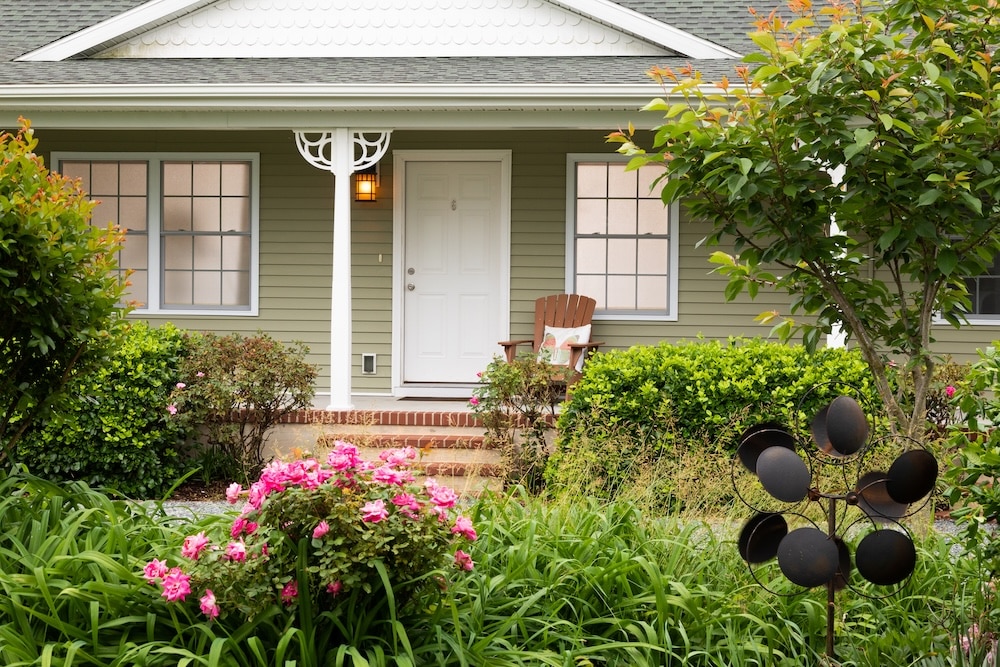 Our cottages are one of the best places to stay near Saint Michaels, Maryland